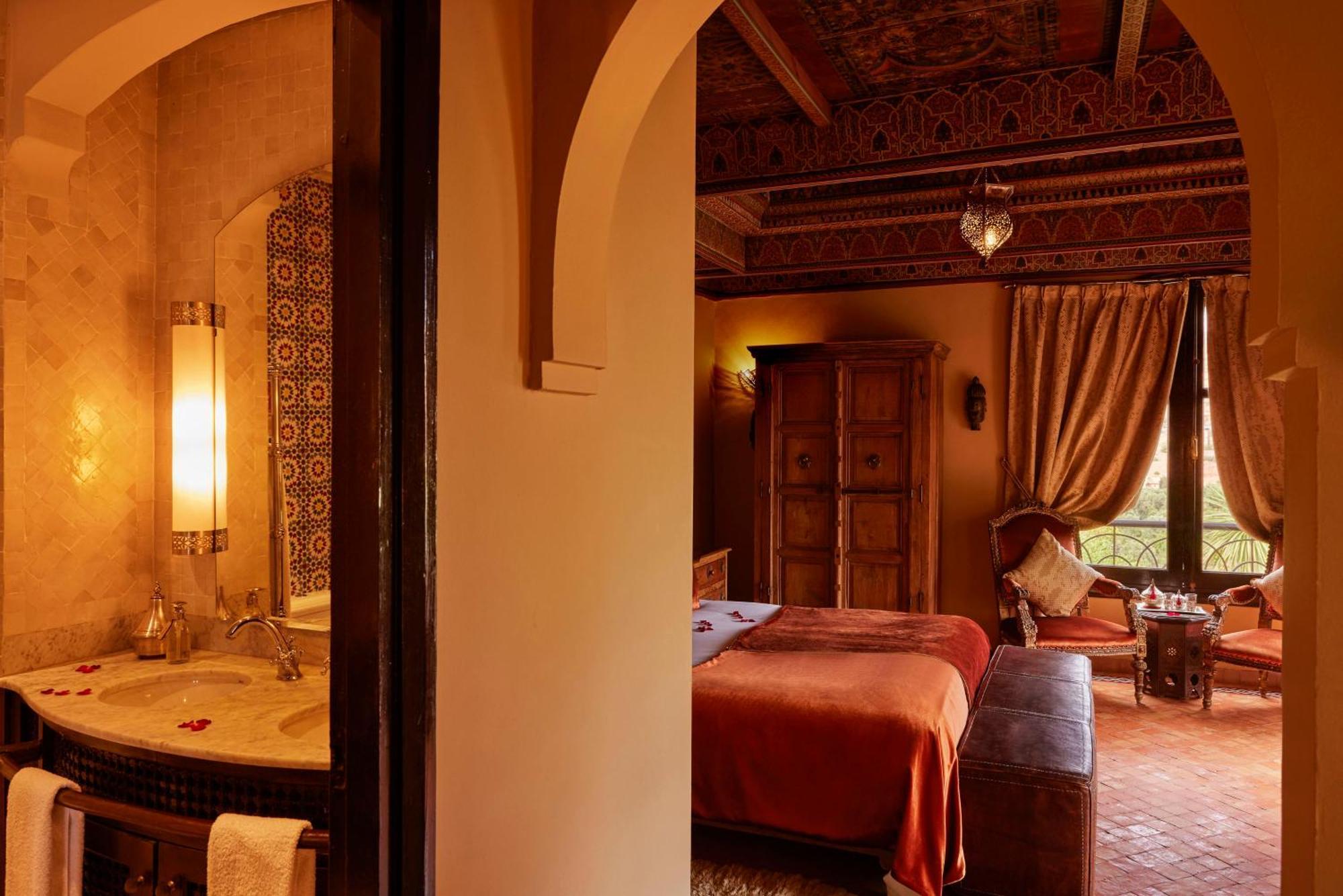 Kasbah Tamadot - Sir Richard Branson'S Moroccan Retreat 아스니 외부 사진
