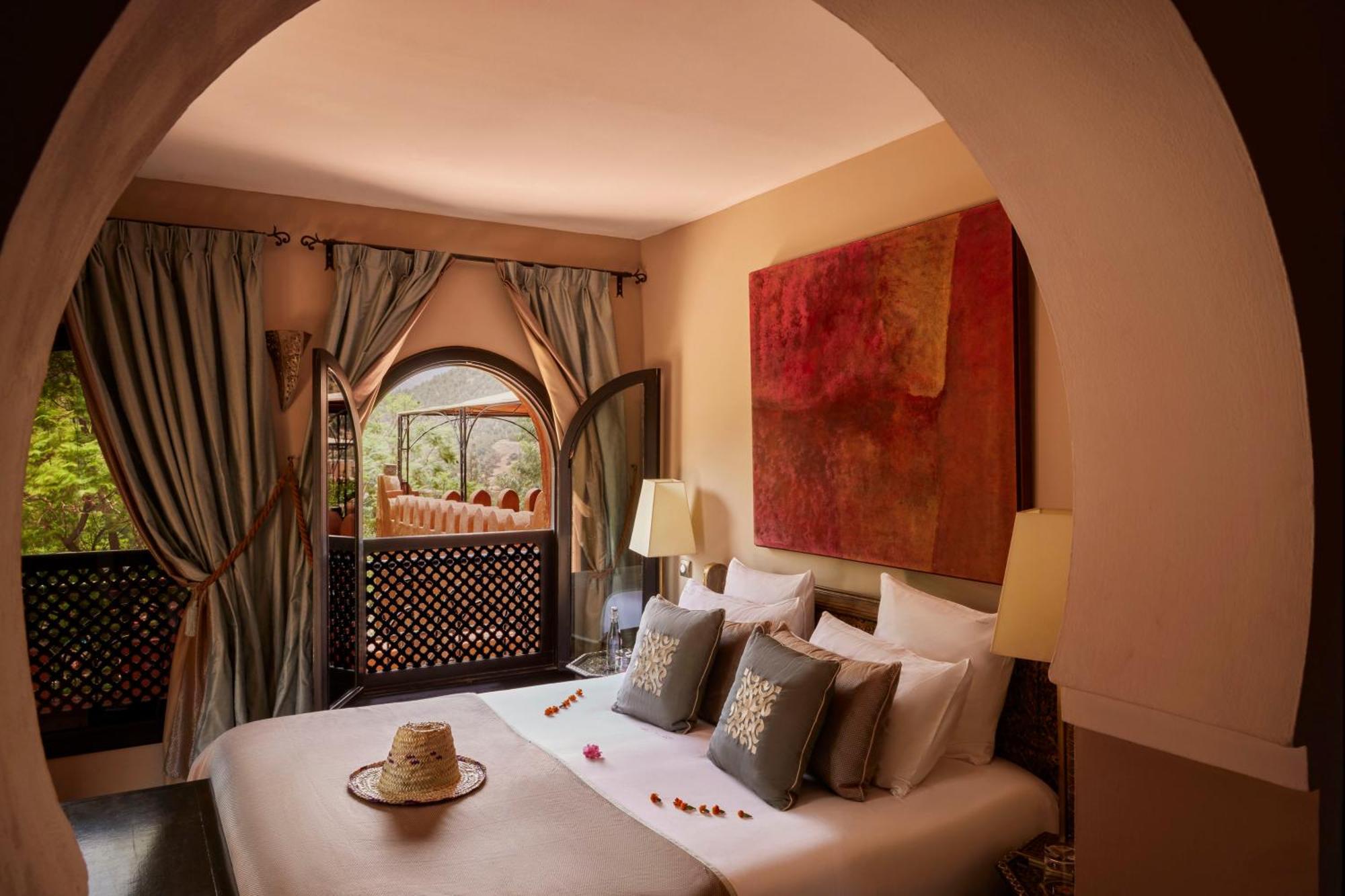 Kasbah Tamadot - Sir Richard Branson'S Moroccan Retreat 아스니 외부 사진