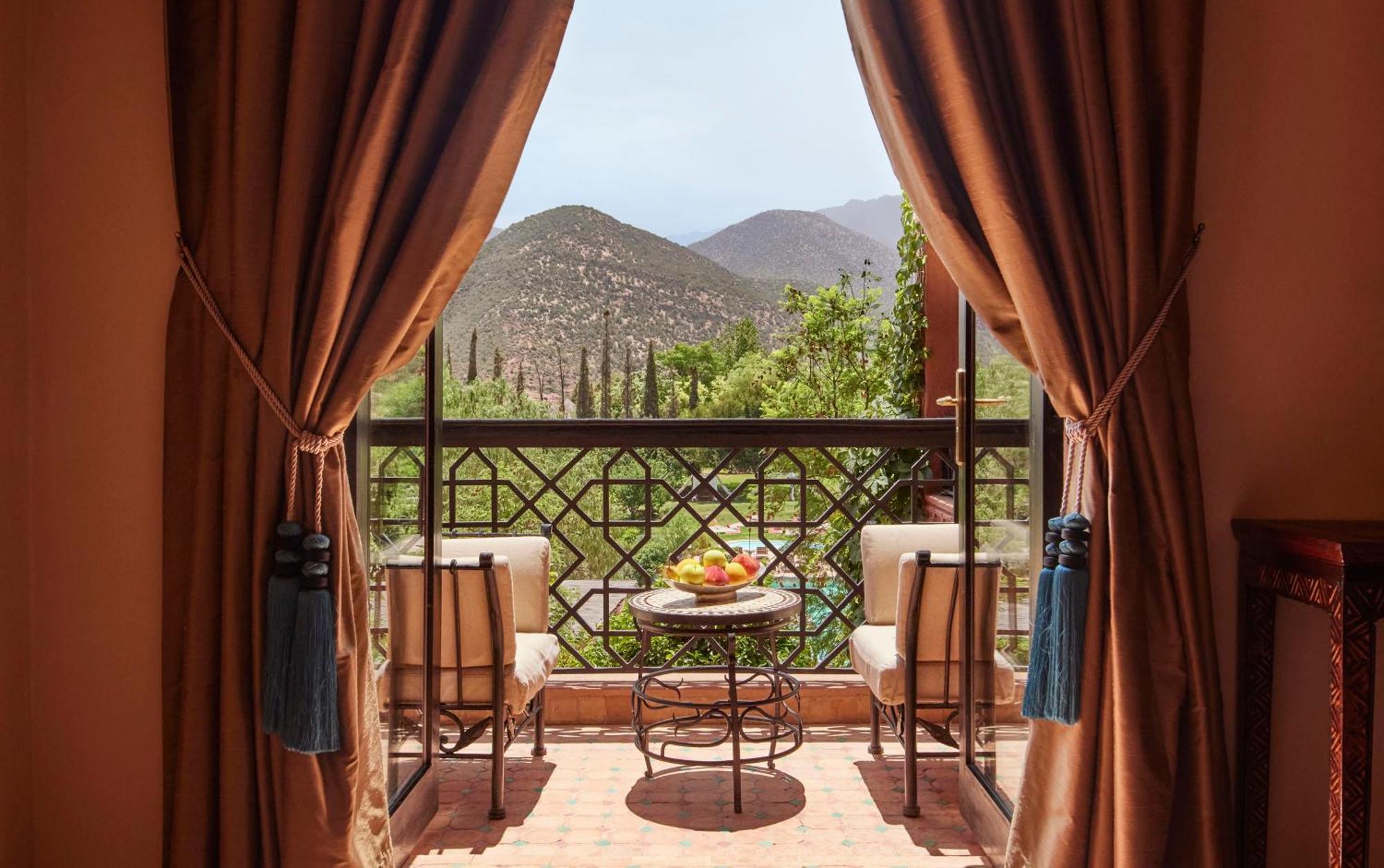 Kasbah Tamadot - Sir Richard Branson'S Moroccan Retreat 아스니 외부 사진