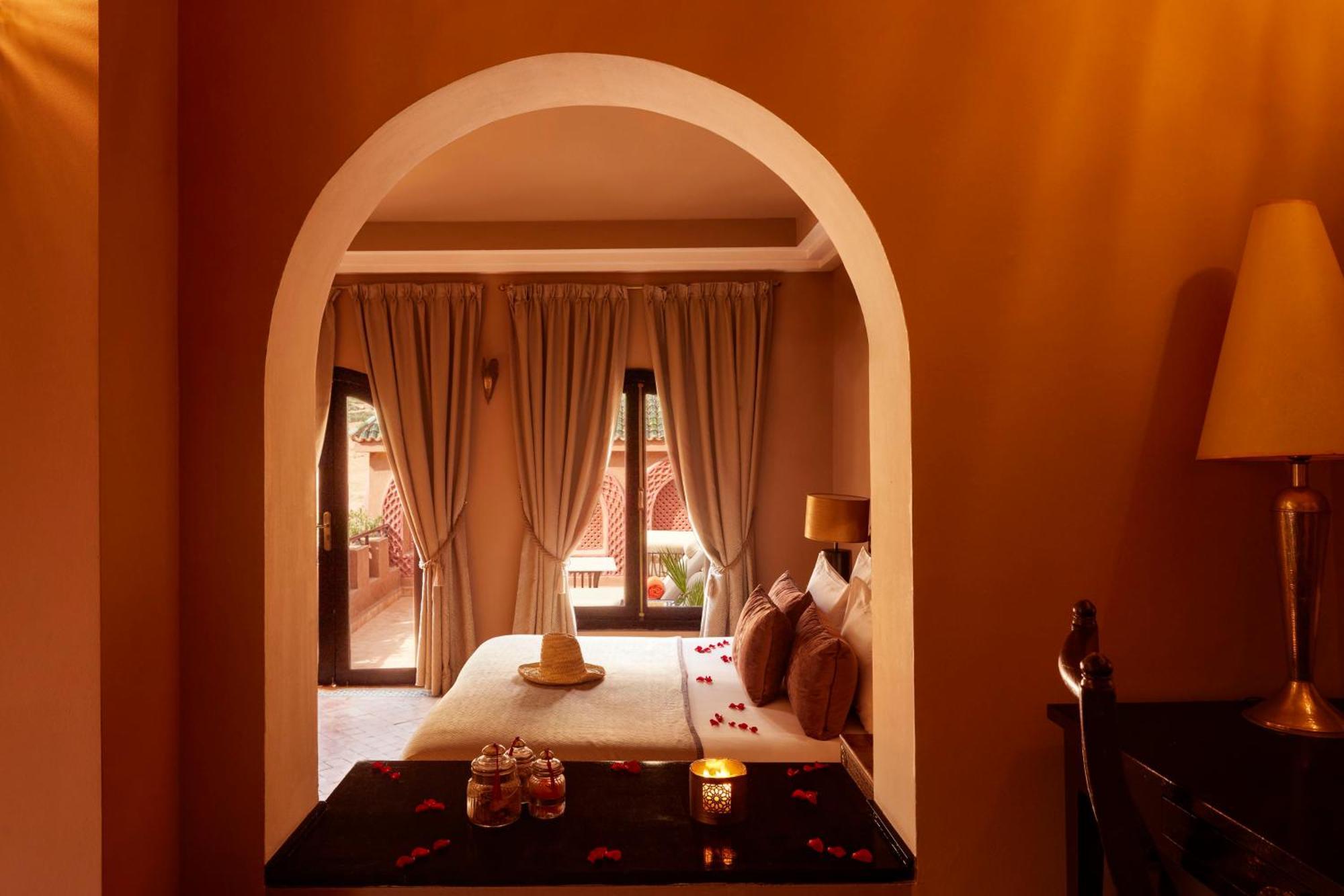 Kasbah Tamadot - Sir Richard Branson'S Moroccan Retreat 아스니 외부 사진