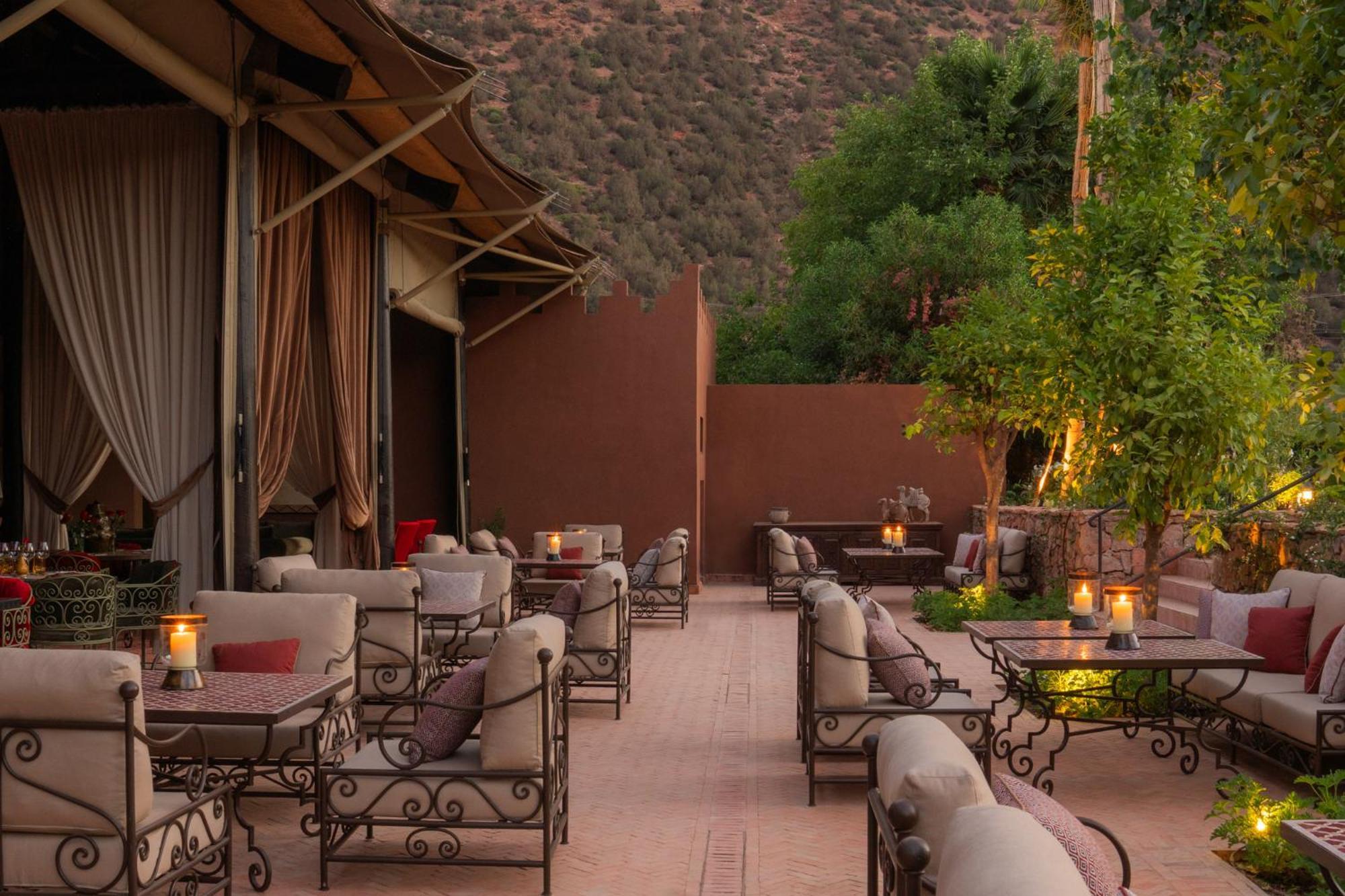 Kasbah Tamadot - Sir Richard Branson'S Moroccan Retreat 아스니 외부 사진