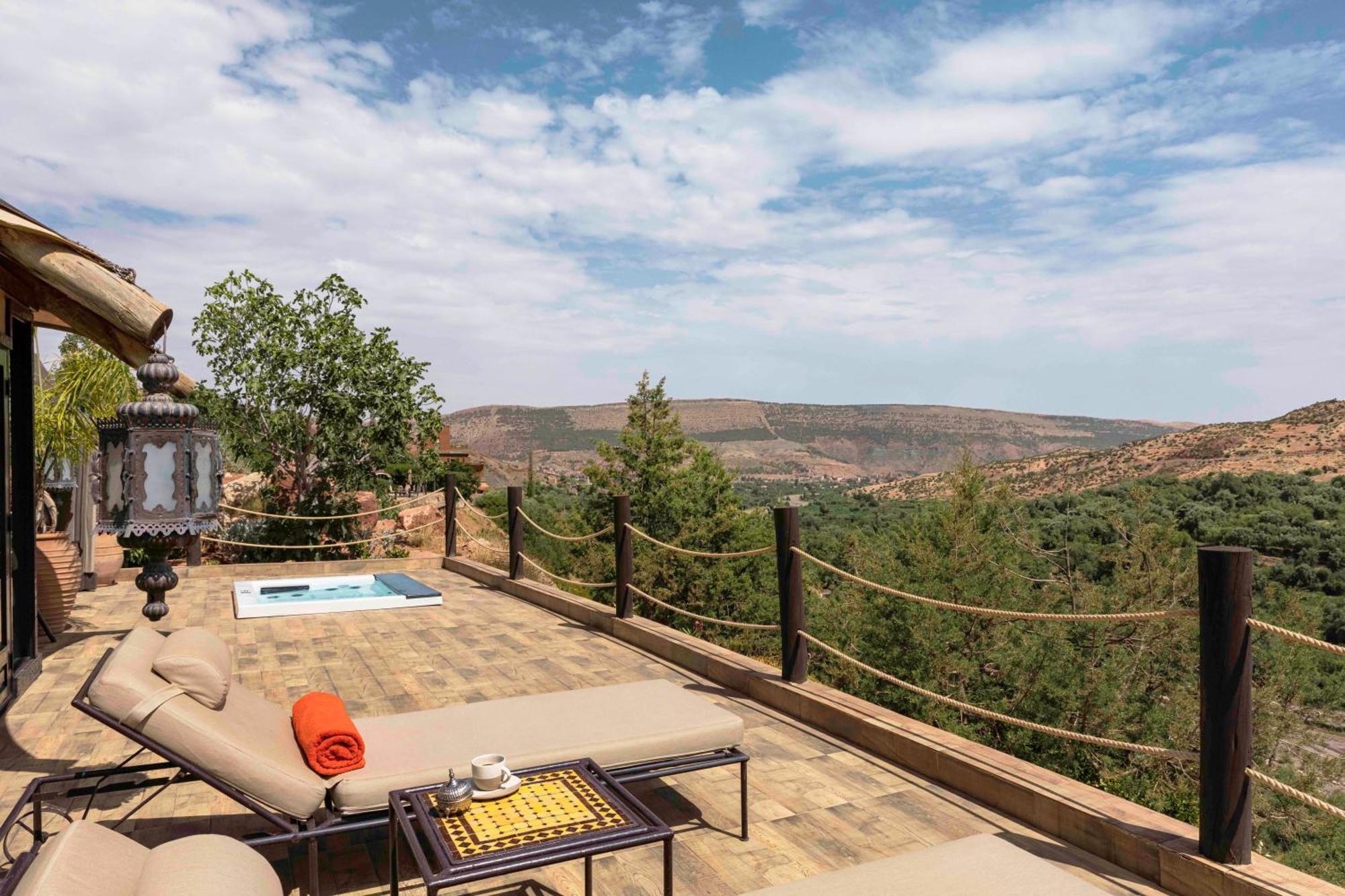 Kasbah Tamadot - Sir Richard Branson'S Moroccan Retreat 아스니 외부 사진