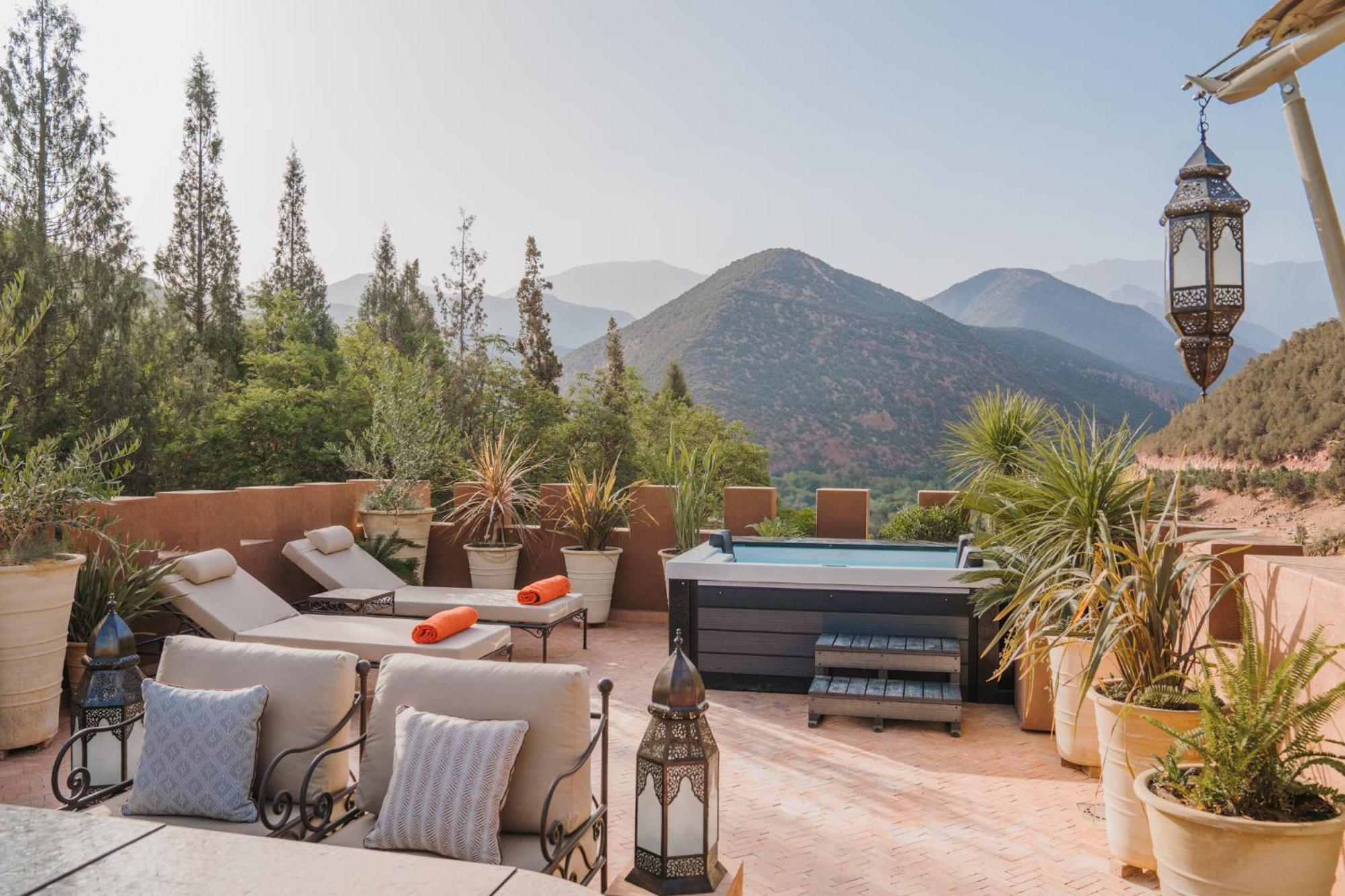 Kasbah Tamadot - Sir Richard Branson'S Moroccan Retreat 아스니 외부 사진