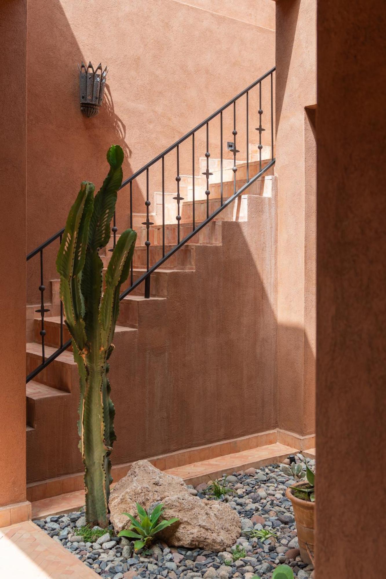 Kasbah Tamadot - Sir Richard Branson'S Moroccan Retreat 아스니 외부 사진